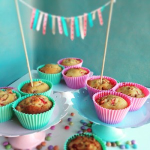 Erdbeer-Rhababer-Marzipan Muffins